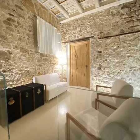 Гостевой дом Ambrosia-timeless Hosting 4*