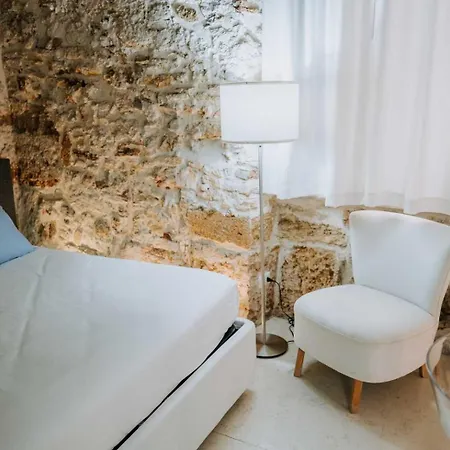 Guest house Ambrosia-timeless Hosting