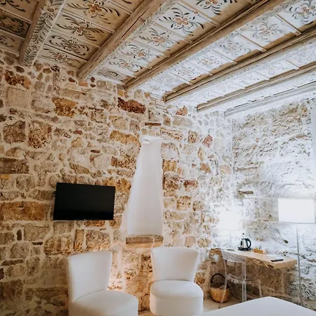 Guest house Ambrosia-timeless Hosting