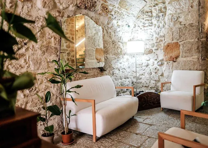 Ambrosia-timeless Hosting 4* Palermo
