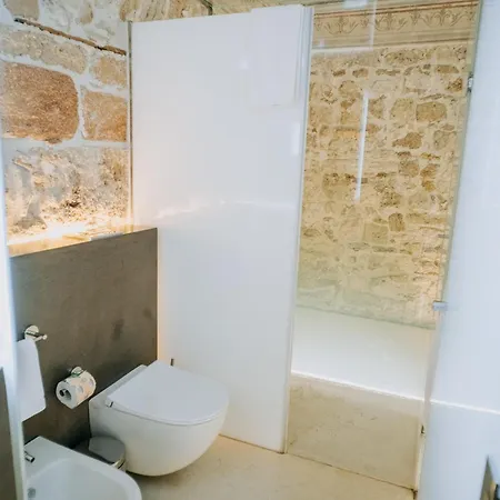 Ambrosia-timeless Hosting