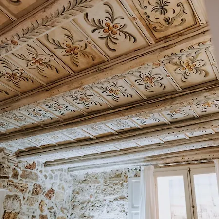 Ambrosia-timeless Hosting Casa de hóspedes