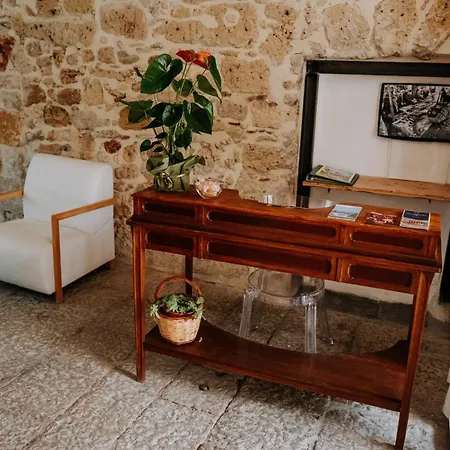 Ambrosia-timeless Hosting 4* Palermo